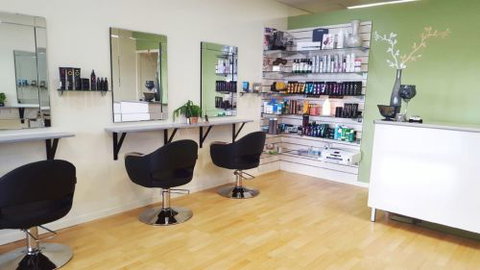 Shimmer Natural Hair & Makeup - Adelaide Hairdresser 1