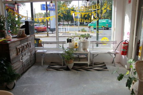 Erdelyi Collective - Adelaide Hairdresser 1