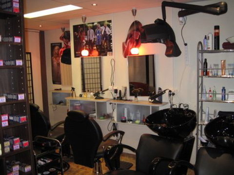 Zohreh Hair And Beauty - Adelaide Hairdresser 0