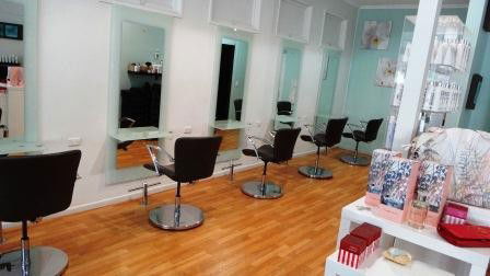 Aqua Retreat - Adelaide Hairdresser 1