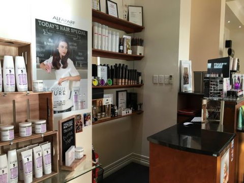 1326 Urban Hair - Adelaide Hairdresser 9
