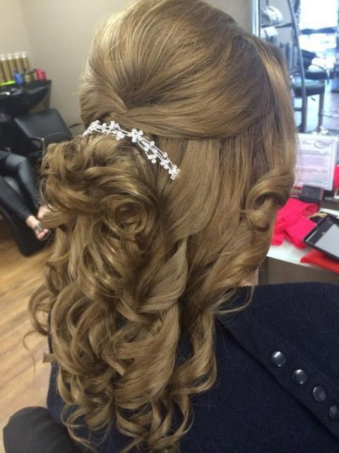 Byford's Cape & Scissors Hair & Beauty Salon - Adelaide Hairdresser 4