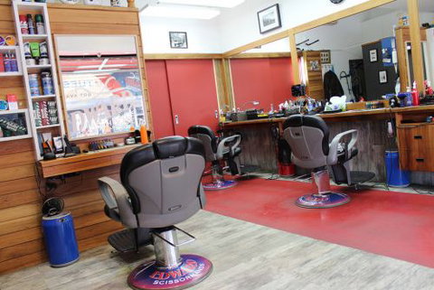 Edward Scissorhands Barber Shop - Adelaide Hairdresser 3