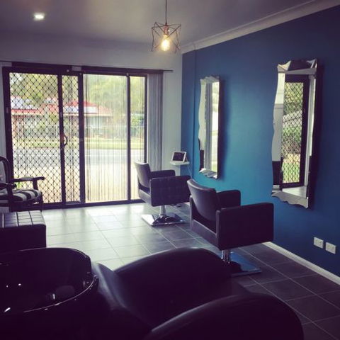 Kurl Up & Dye - Adelaide Hairdresser 1