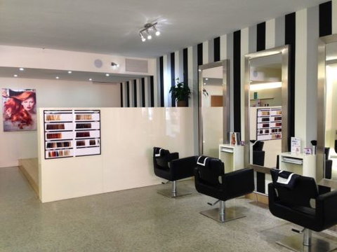 Mars & Venus Hair - Adelaide Hairdresser 4