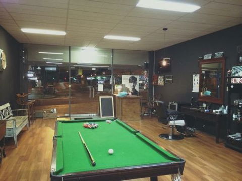 Bayside Barber Shop & Shaving Parlour - Adelaide Hairdresser 1